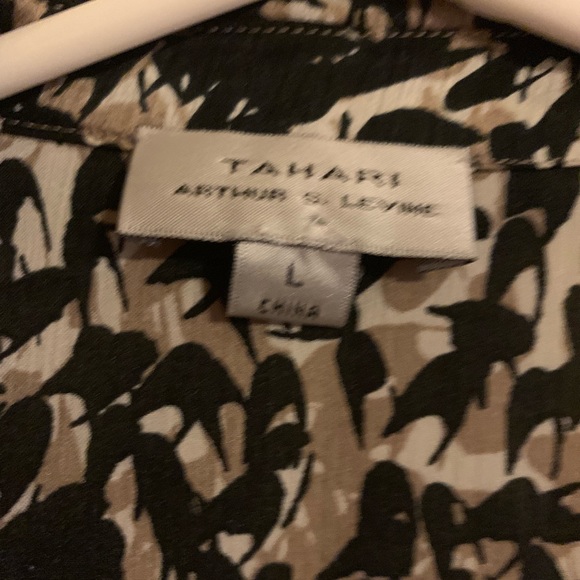 2 for 20 Tahari Print Blouse - Picture 4 of 5